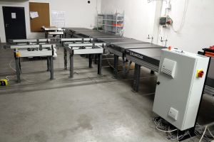 Automatyczny system <br>transportu drzwi <br>Rumunia